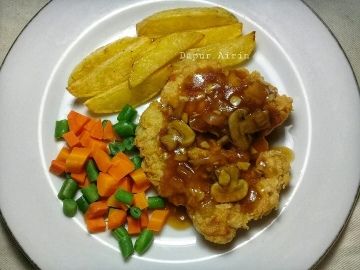 Langkah Mudah untuk Menyiapkan Resep Crispy Chicken Steak with Mushroom Sauce yang Enak Banget Anti Ribet, Menggugah Selera