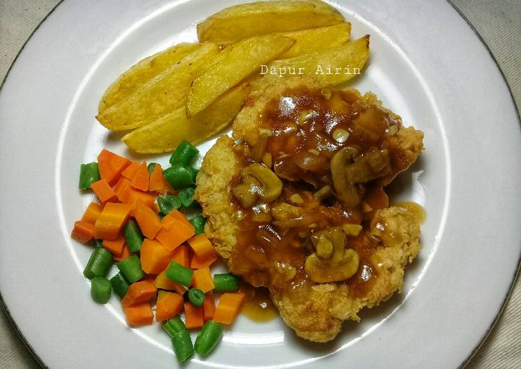 Resep Crispy Chicken Steak with Mushroom Sauce, Bisa Manjain Lidah