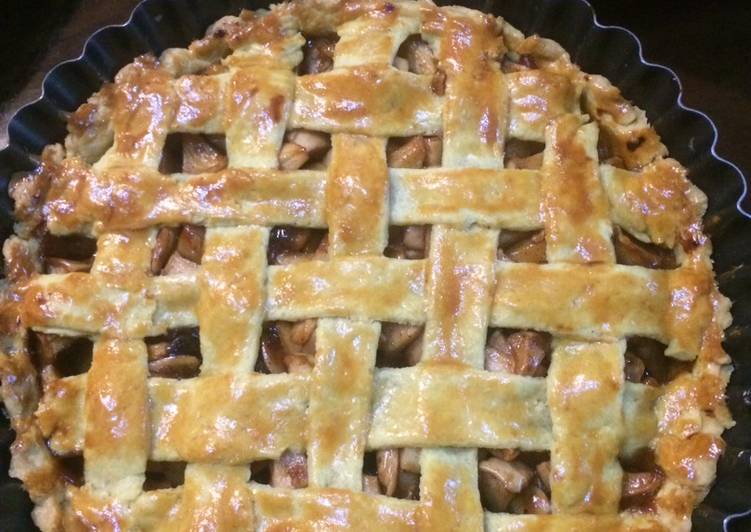 Langkah Mudah untuk Menyiapkan Pie Apel Enak Bingits Anti Gagal
