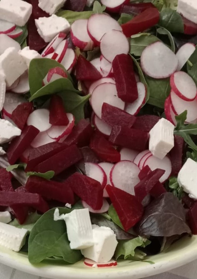 Una foto de Ensalada deliciosa de remolacha