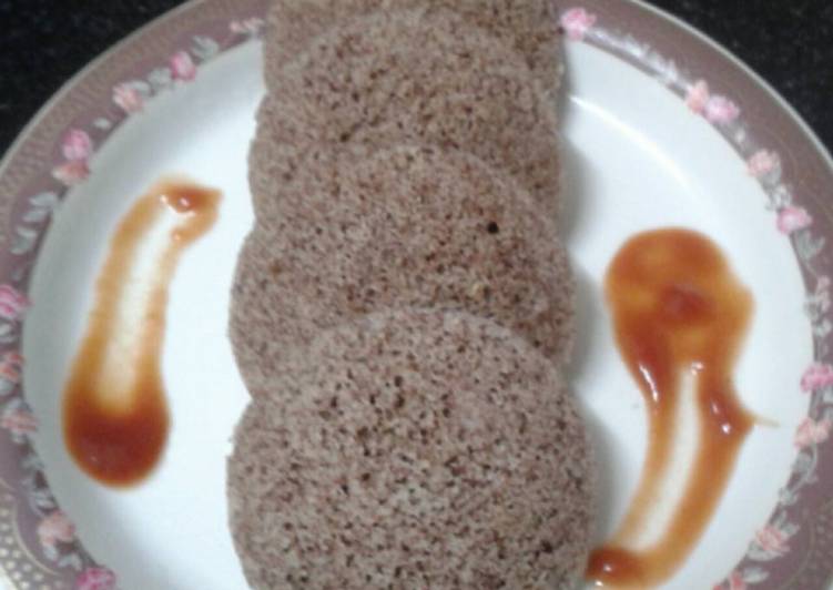 Ragi suji idli