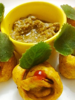 लौकी के छिलको के पकोड़े रेसिपी मुख्य फोटो