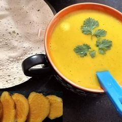Pumpkin Turmeric root soup A picture of Pumpkin Turmeric root soup.