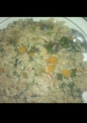 A picture of Jelof rice with Spinach (Alaiyahu).