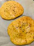 خبزة الطحينة الطرية بالفرن (كيتو)