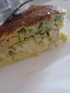 Una foto de Pastel de calabacín con salmón