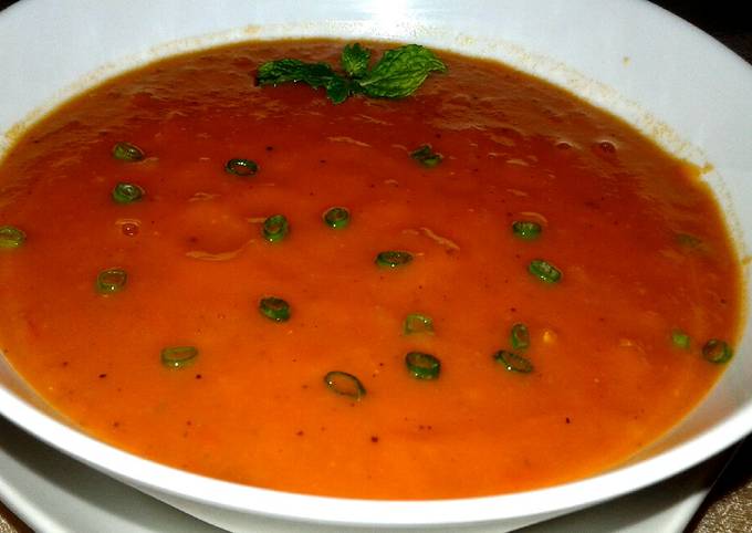 Fresh tomatoe soup