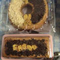 A picture of Bolu pisang oven.