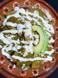 Una foto de Chilaquiles en salsa verde
