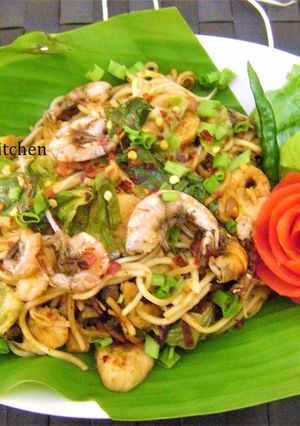 A picture of Mee Goreng.