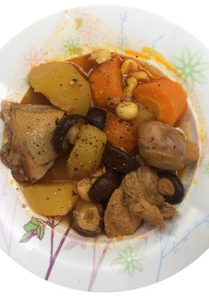 Hình của món Ragu gà.