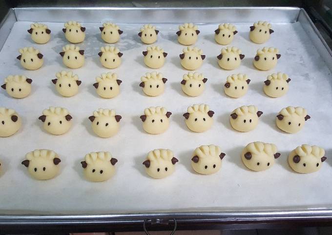 Sheep cookies