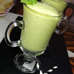 A picture of Mint Avocado Smoothie.