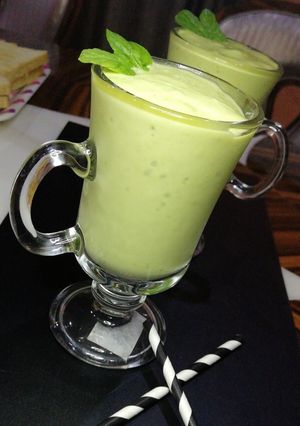A picture of Mint Avocado Smoothie.