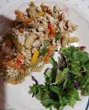 Rotini con pavo y pimiento