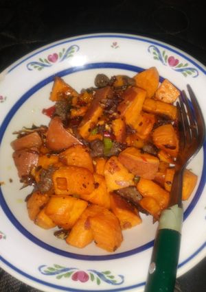 A picture of Sweet Potato Hash With Ground Turkey.