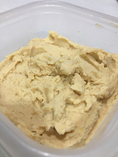 Una foto de Hummus casero