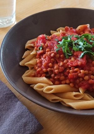 Une photo de Pennes aux lentilles rapides et savoureuses