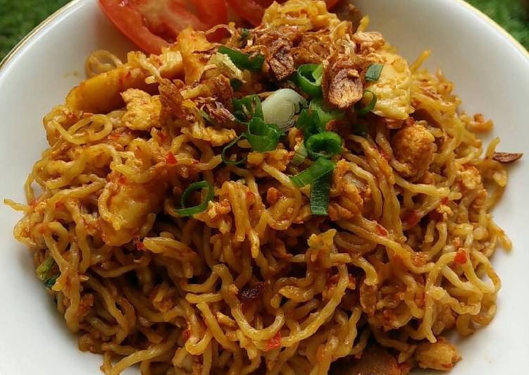 Resep Mie goreng sambalado 👌, Lezat