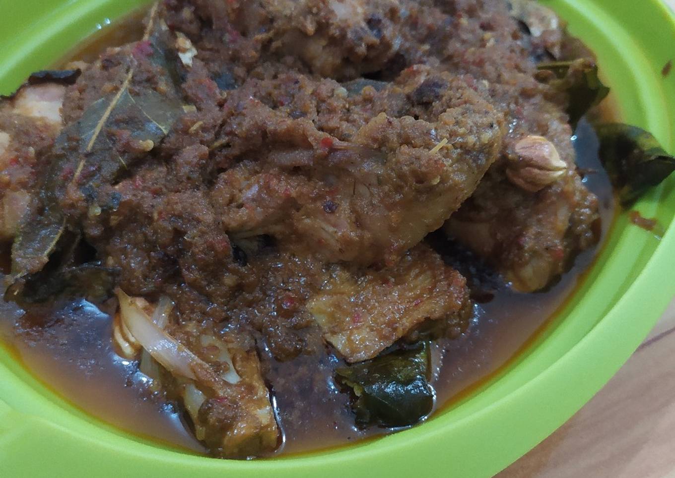 Ayam bumbu rendang