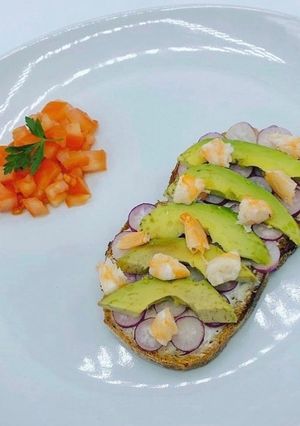 Une photo de Tartine à l’Avocat