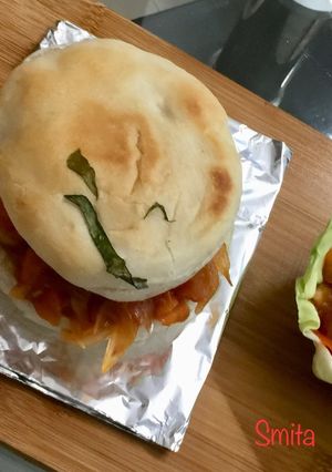 A picture of Masala Pao.