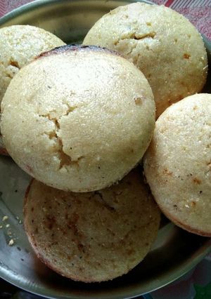 সুজির বাটি কেক(sujir bati cake recipe in bengali) রেসিপির প্রধান ছবি