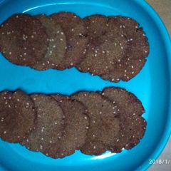 A picture of Baajra ki tikki.