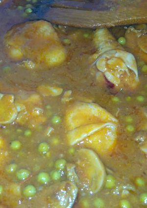Una foto de Pollo guisado a mi estilo