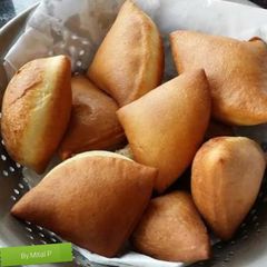 A picture of Mandazi/ Mahamri.