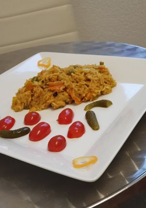 Friss zöldséges Currys hús, rizzsel recept fotója