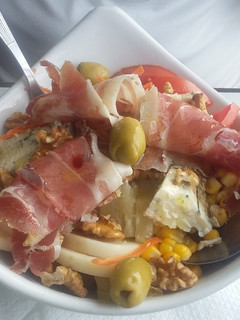 Una foto de Ensalada tropical