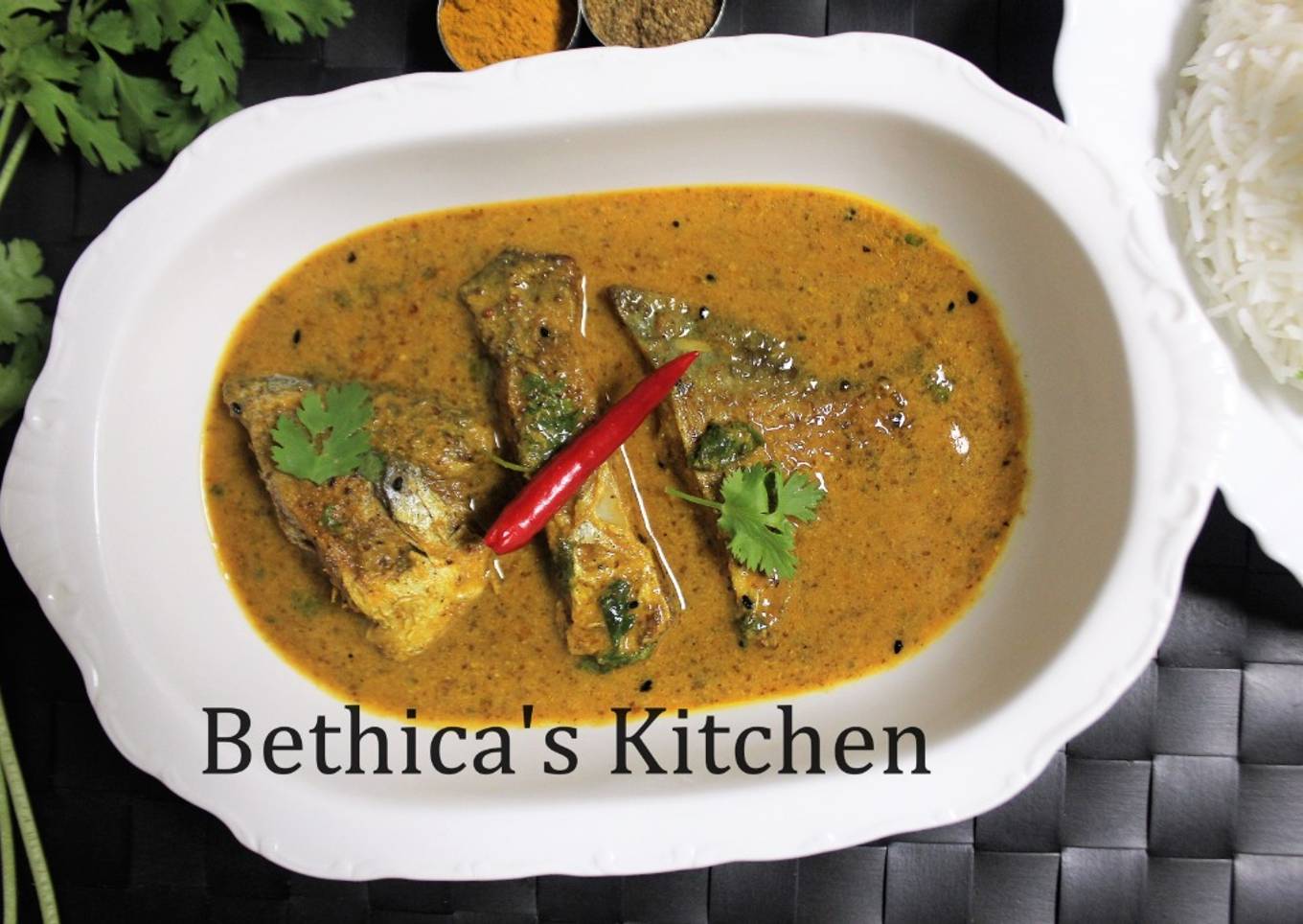 Shorshe Pomfret (Fish in Mustard Gravy)