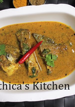 A picture of Shorshe Pomfret (Fish in Mustard Gravy).