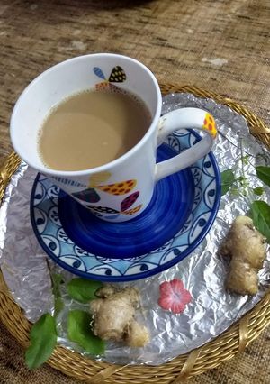 A picture of Tulsi adrak kali mirch ki chai.