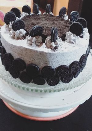 A picture of Oreo cake.