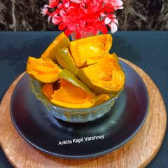 A picture of Mango Pickle.
