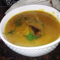 A picture of Sindhi kadhi.