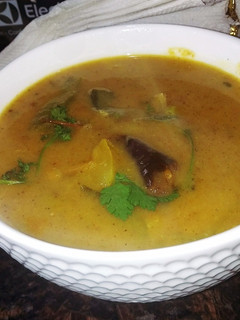 A picture of Sindhi kadhi.