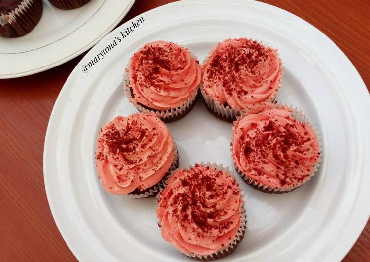 Steps to Make Any-night-of-the-week Red velvet cupcakes II