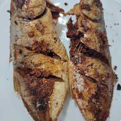 รูปของ Ikan Kembung goreng