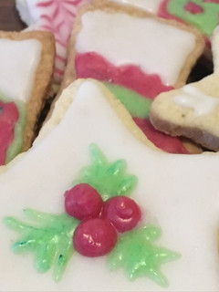 Una foto de Glasa real o royal icing (glaseado para galletas)