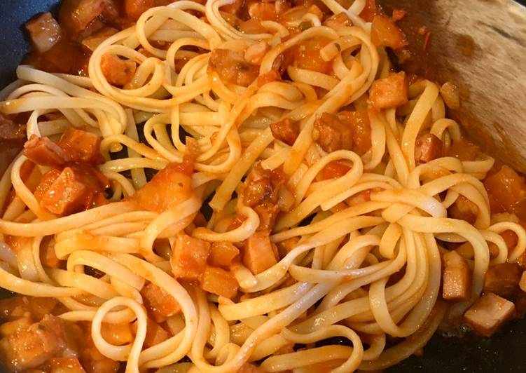 Recipe of Ultimate Gammon Leftovers Pasta