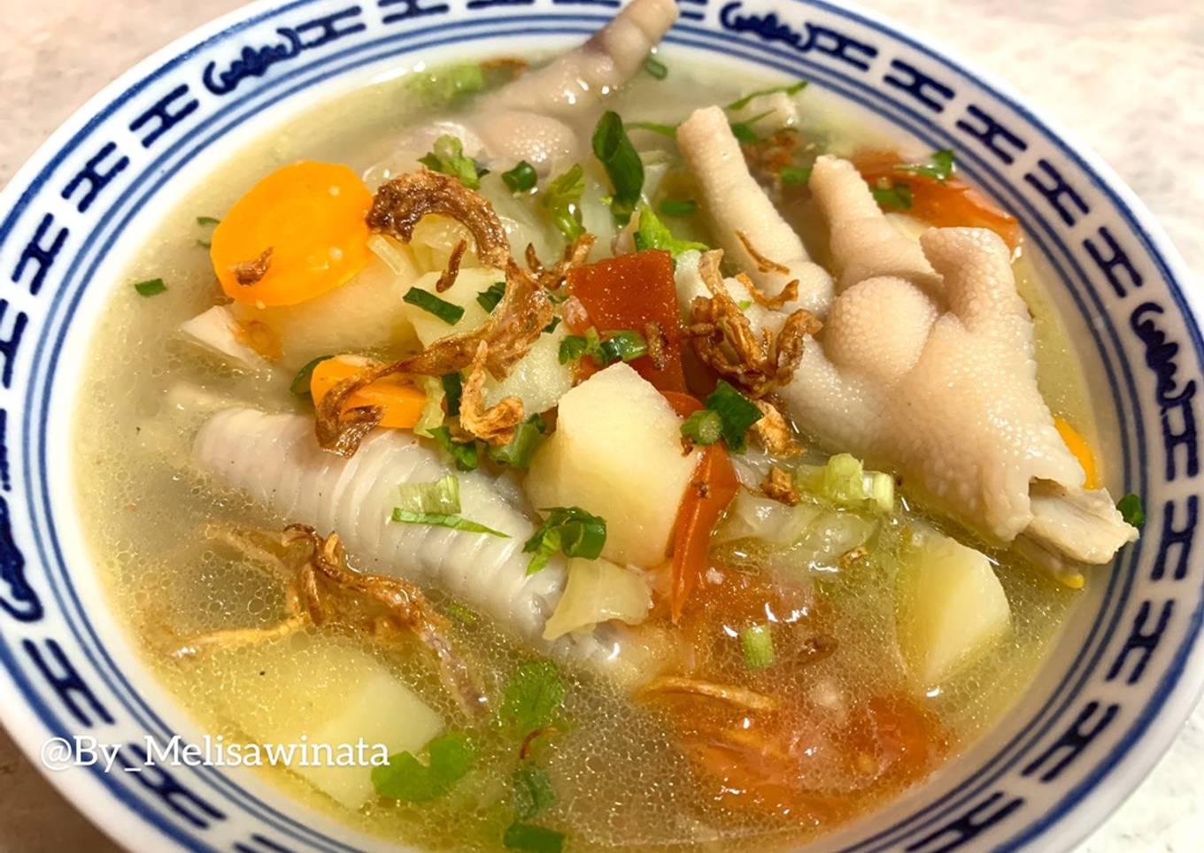 Soup sayur+ceker ayam