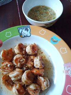 รูปของ กุ้งทอดกระเทียม+น้ำจิ้มซีฟู๊ด
