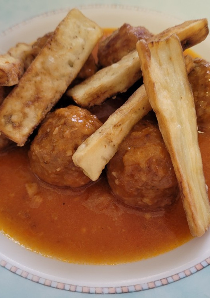 Una foto de Albóndigas rápidas y fáciles con berenjenas