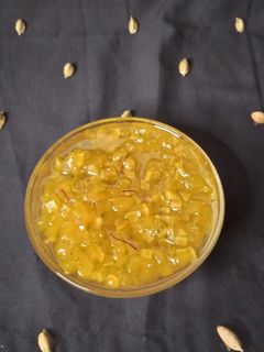 કાચી કેરી નો મુરબ્બો (Raw Mango Murabbo Recipe In Gujarati) રેસીપી મુખ્ય ફોટો