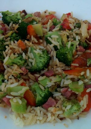 Una foto de Arroz con verduras