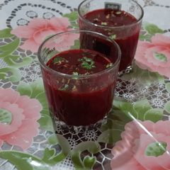 A picture of Beetroot detox juice.