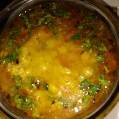 A picture of Tadke wali daal.